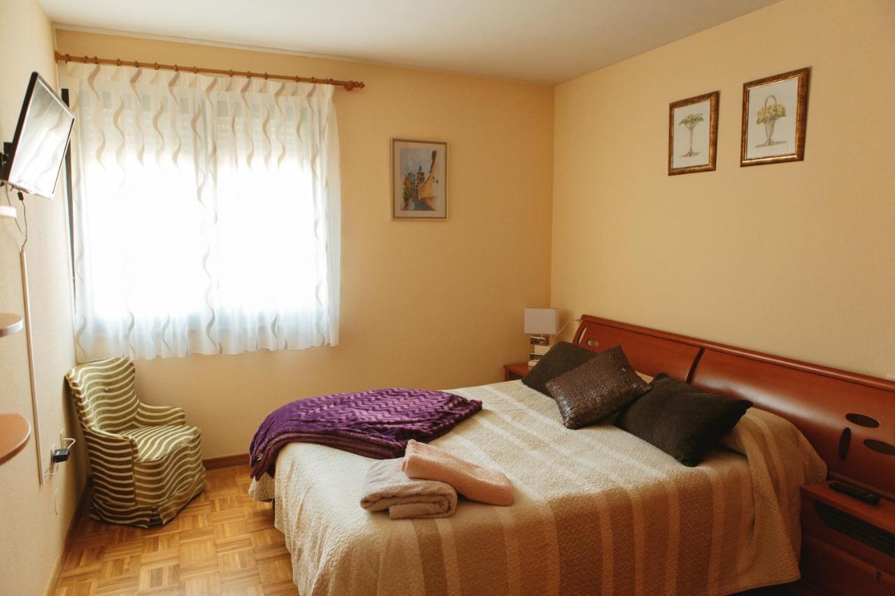 Vut Raquel Apartment Astorga Bagian luar foto